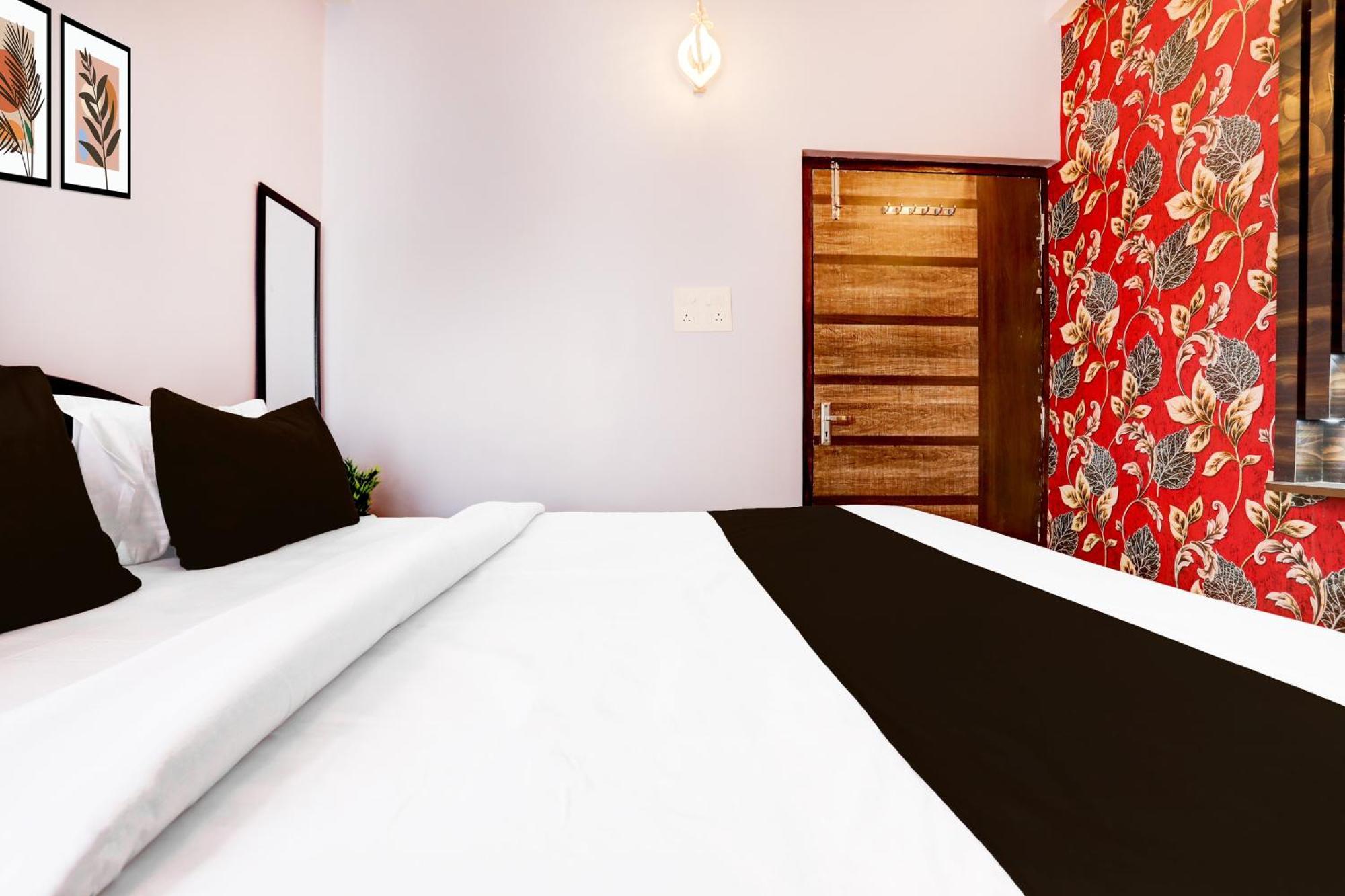 Hotel O Deejit Inn Danapur Экстерьер фото